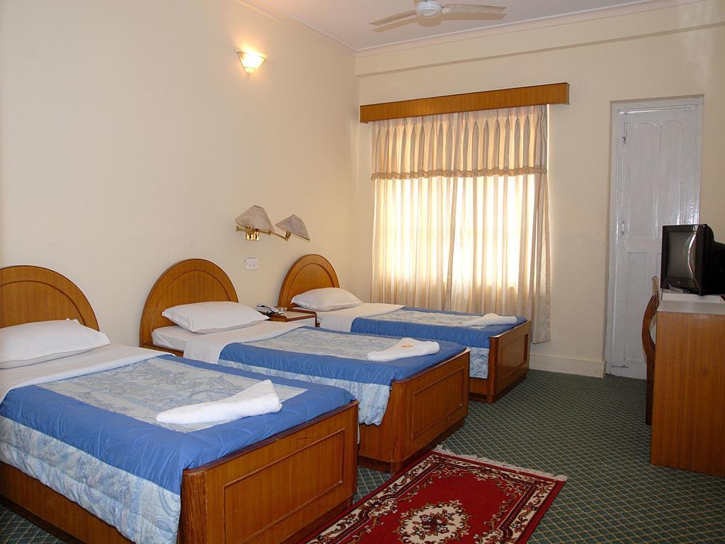 פוקהרה Hotel Blue Heaven מראה חיצוני תמונה